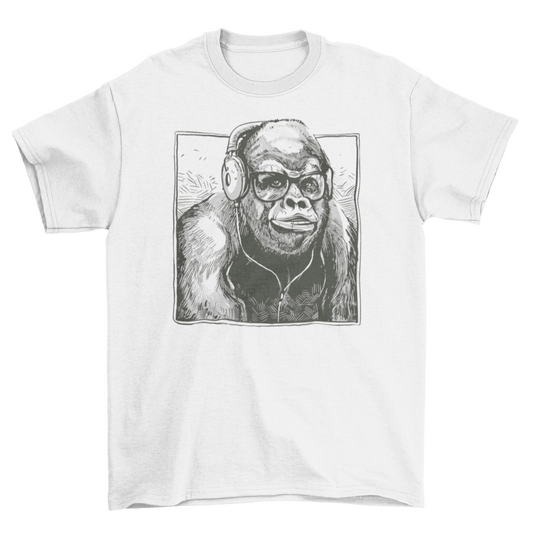 Gorilla animal with headphones t-shirt